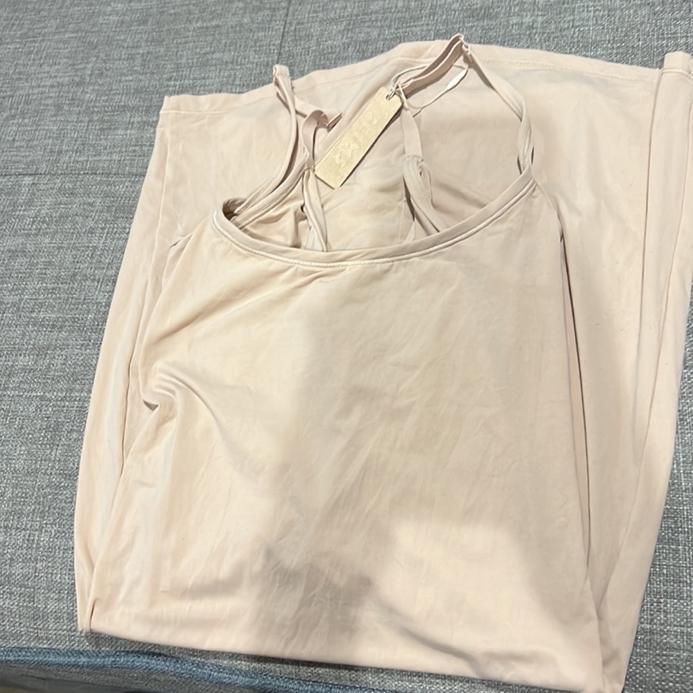 Skims Slip Dress. Fits Everybody dress. - Picture 4 of 9